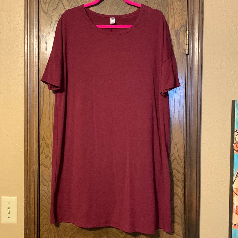Old Navy large maroon T-shirt dress